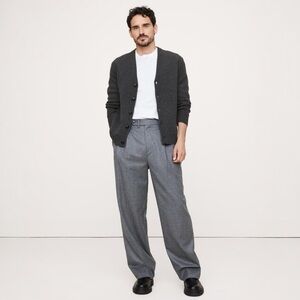 Banana Republic Extra Fine Merino Wool Cardigan Sweater Men’s Size Small Grey